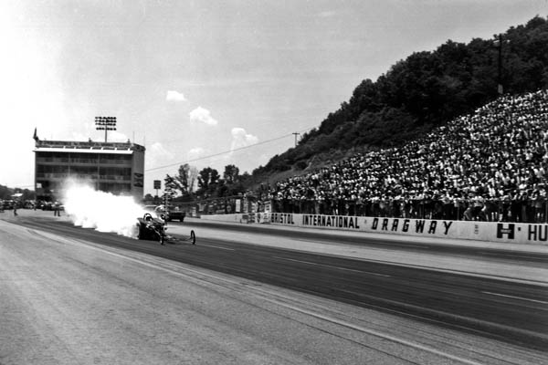 Drag races at the Bristol International Dragway